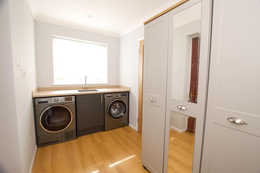 Spacious 5 Bed In The Countryside, Close To Frinton-On-Sea Kirby Cross Extérieur photo
